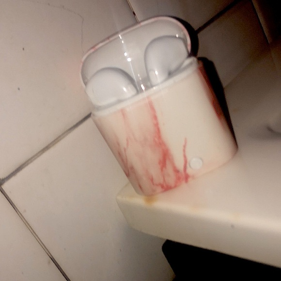 BlueTooth Headphones. - Picture 1 of 3